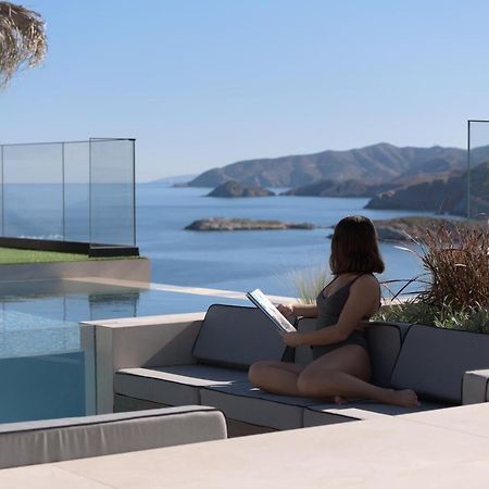 Mayana Luxury Villa, An Infinite Blue Experience, By Thinkvilla Bali  外观 照片