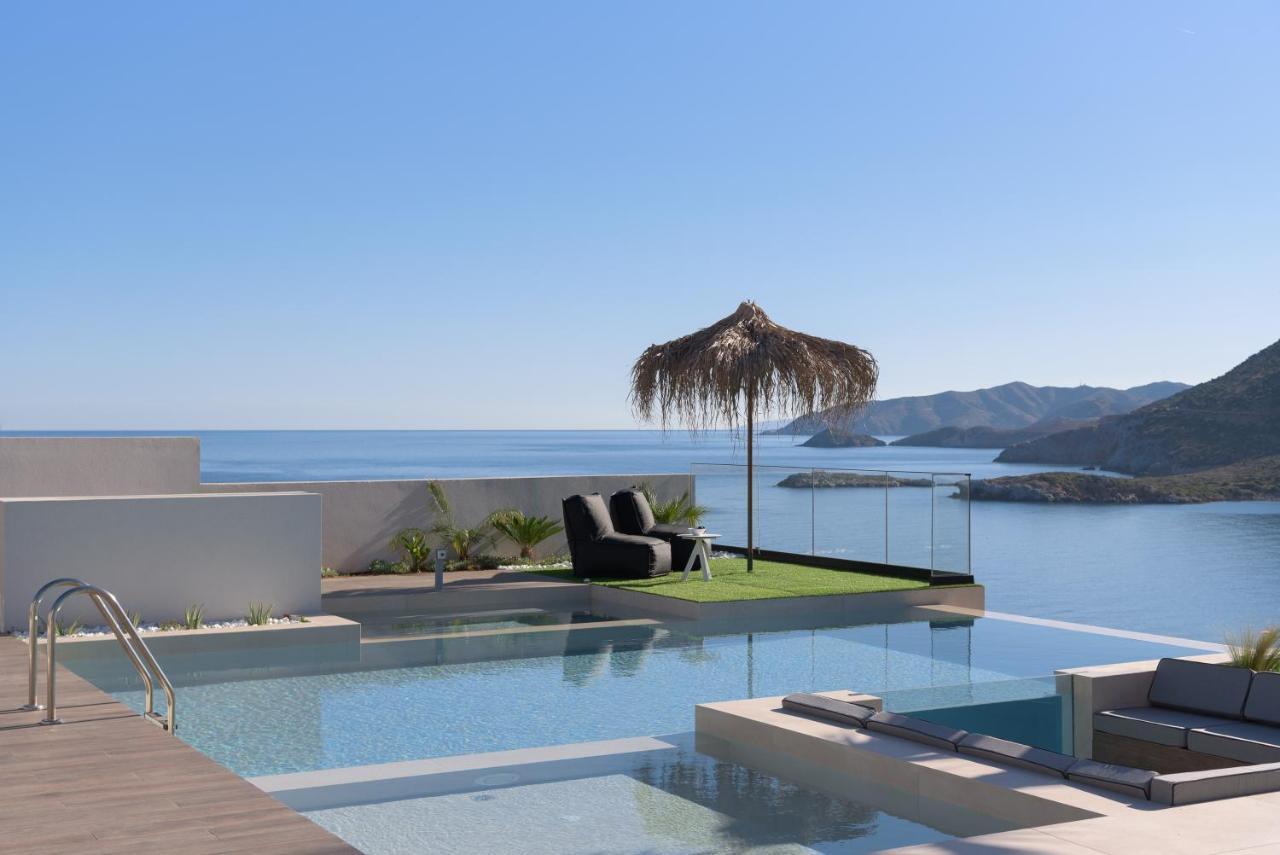Mayana Luxury Villa, An Infinite Blue Experience, By Thinkvilla Bali  外观 照片