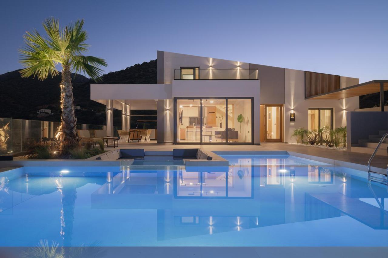 Mayana Luxury Villa, An Infinite Blue Experience, By Thinkvilla Bali  外观 照片